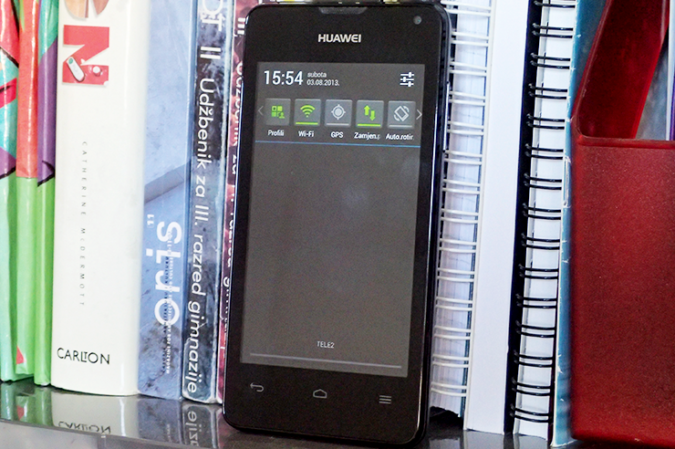 Huawei_Ascend_Y300_10.png